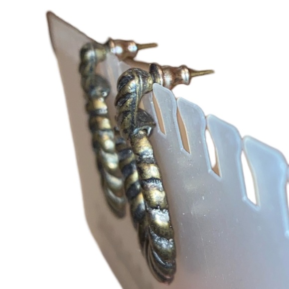 Vintage 80s Steampunk Front Hoop Earrings in Pewter - Picture 3 of 3